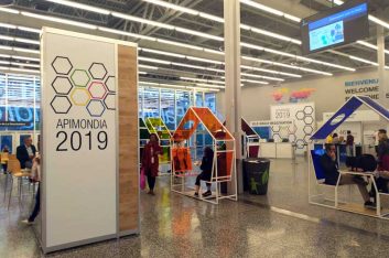 Feira de tecnologias para apicultura e meliponicultura