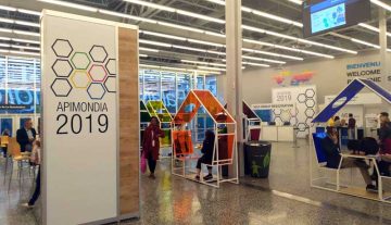 Feira de tecnologias para apicultura e meliponicultura
